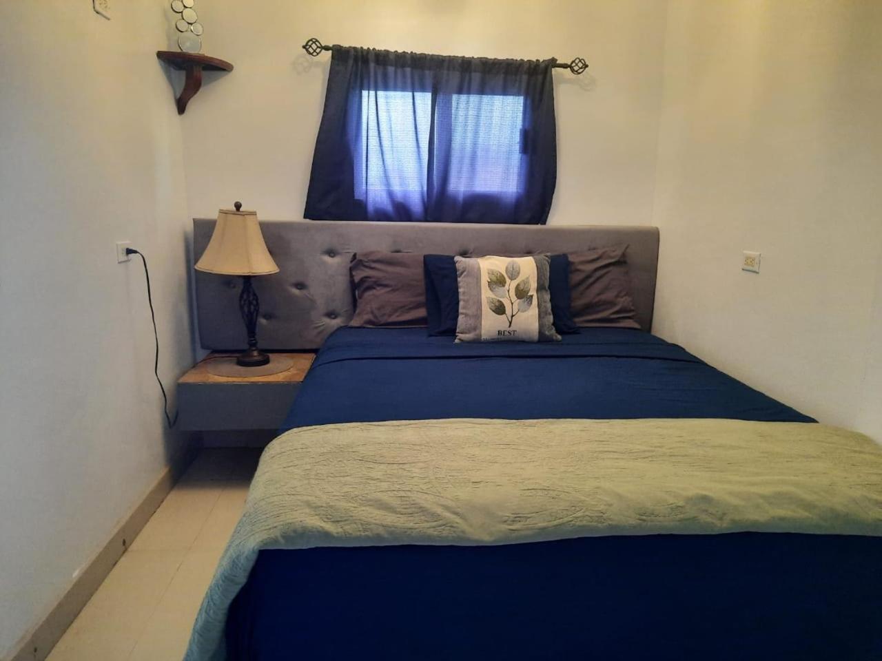 Db Tower Vacation Rental Kota Belize Bagian luar foto