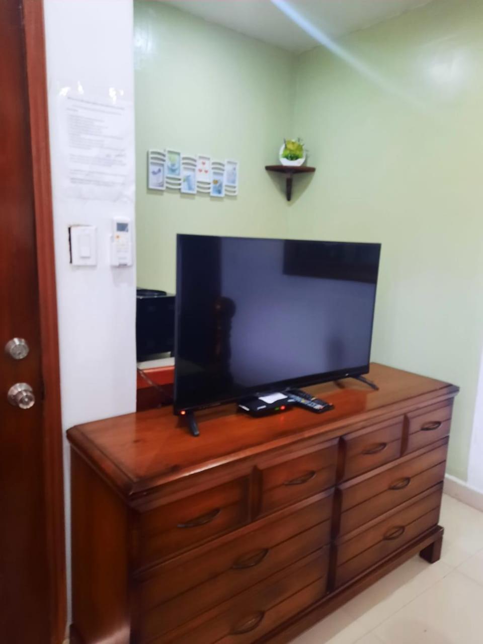 Db Tower Vacation Rental Kota Belize Bagian luar foto