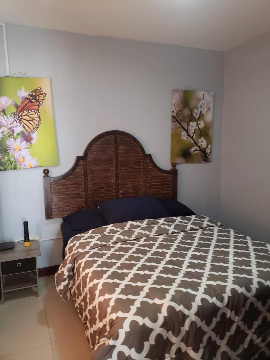 Db Tower Vacation Rental Kota Belize Bagian luar foto